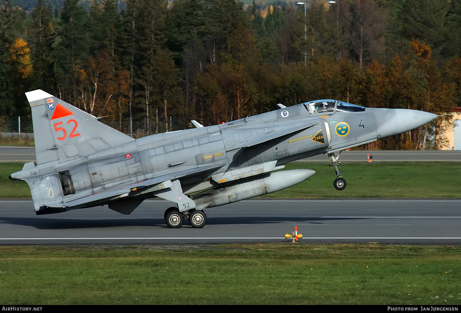 Aircraft Photo of 37442 | Saab JA37DI Viggen | Sweden - Air Force | AirHistory.net #630978