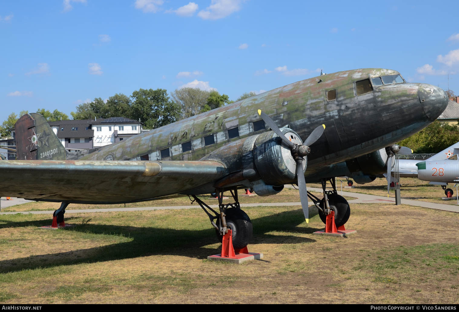 Aircraft Photo of 301 | Lisunov Li-2T | Hungary - Air Force | AirHistory.net #630987