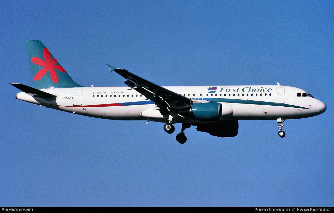 Aircraft Photo of G-OOAS | Airbus A320-214 | First Choice Airways | AirHistory.net #630996