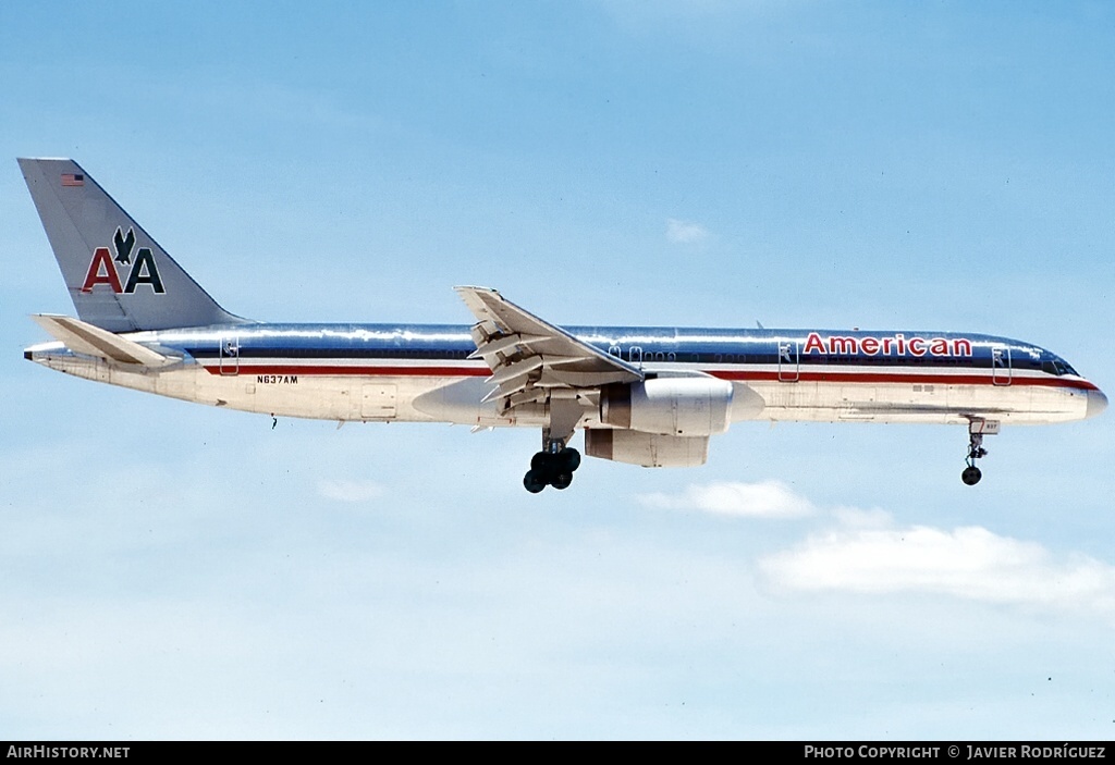 Aircraft Photo of N637AM | Boeing 757-223 | American Airlines | AirHistory.net #631013