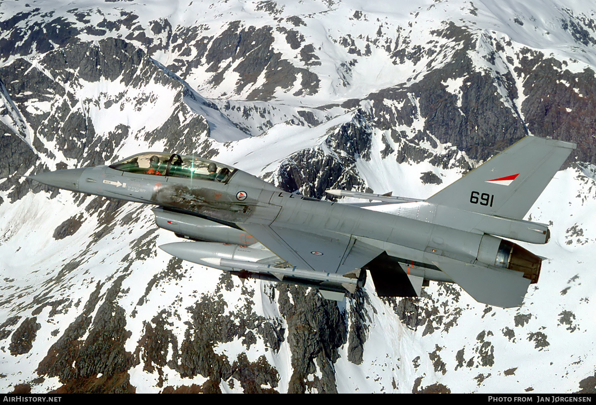 Aircraft Photo of 691 | General Dynamics F-16BM Fighting Falcon | Norway - Air Force | AirHistory.net #631030