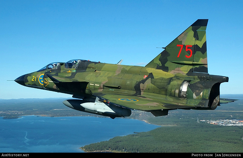 Aircraft Photo of 37817 | Saab Sk37E Viggen | Sweden - Air Force | AirHistory.net #631166
