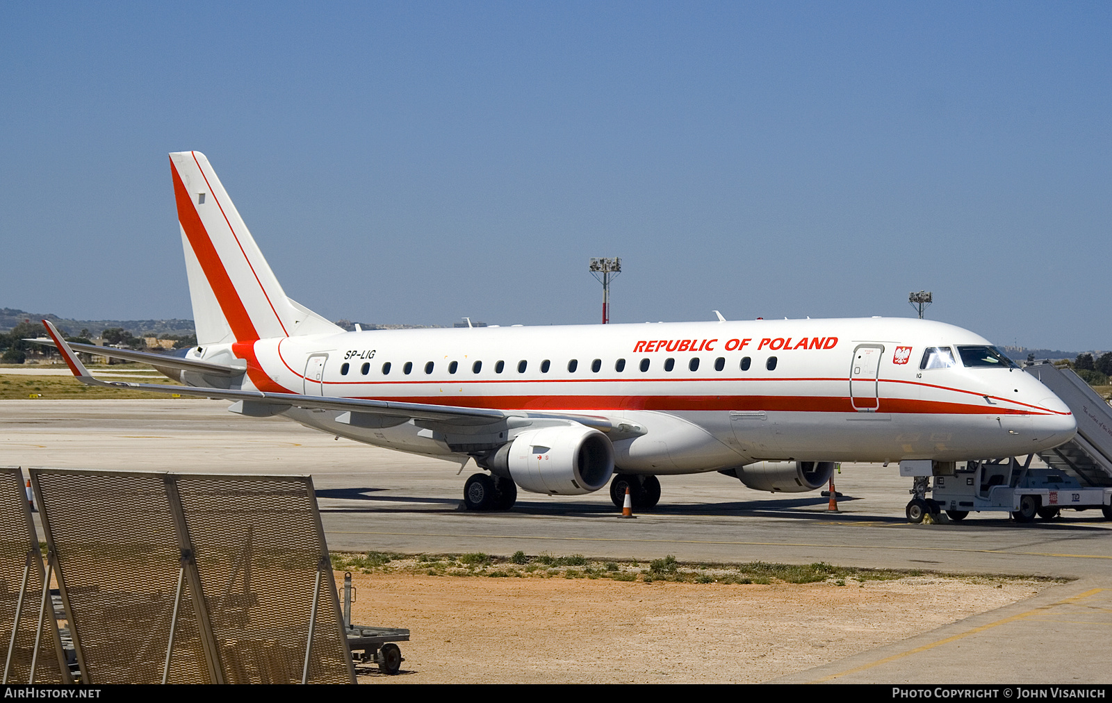 Aircraft Photo of SP-LIG | Embraer 175LR (ERJ-170-200LR) | Republic of Poland - Rzeczpospolita Polska | AirHistory.net #631202