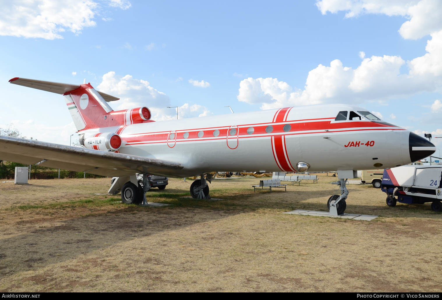 Aircraft Photo of HA-YLR | Yakovlev Yak-40E | LRI - Légiforgalmi és Repülőtéri Igazgatóságot - Flight Inspection Service | AirHistory.net #631253