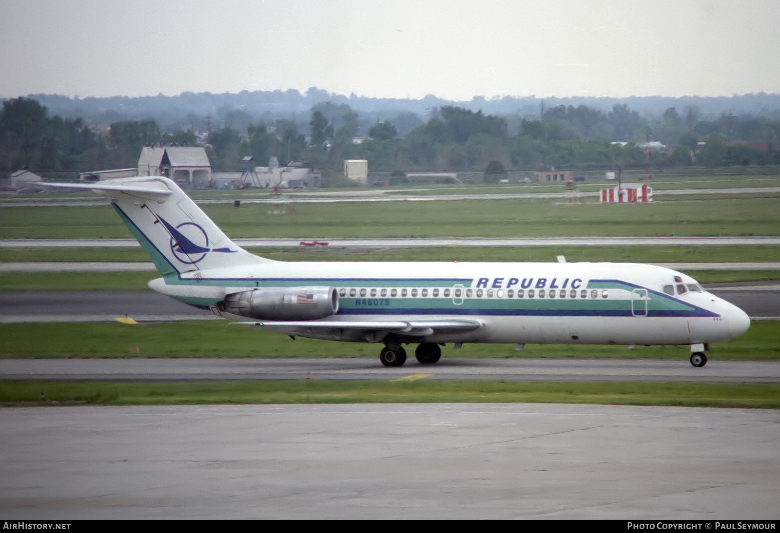 Aircraft Photo of N48075 | Douglas DC-9-15 | Republic Airlines | AirHistory.net #631305