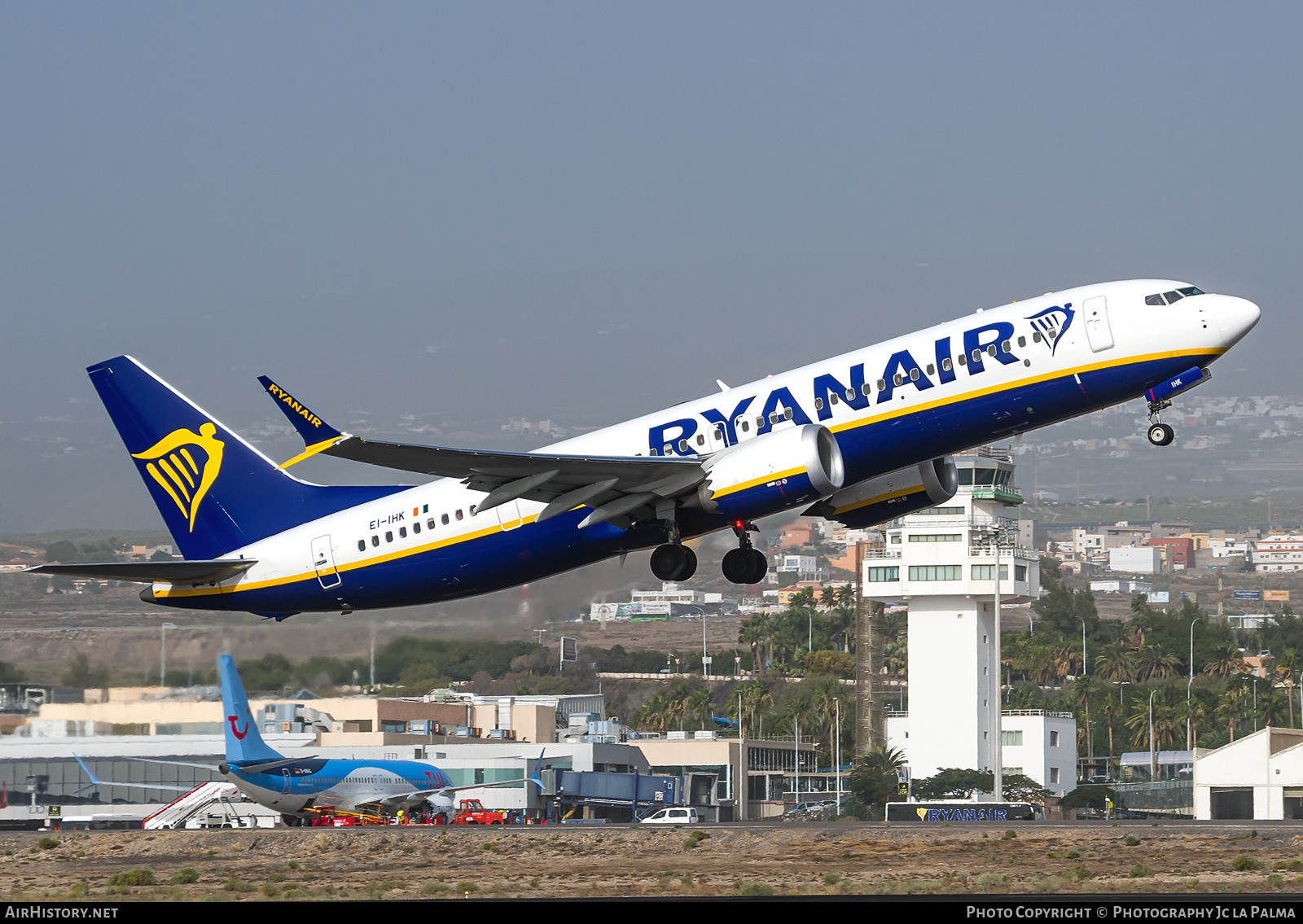 Aircraft Photo of EI-IHK | Boeing 737-8200 Max 200 | AirHistory.net #631306