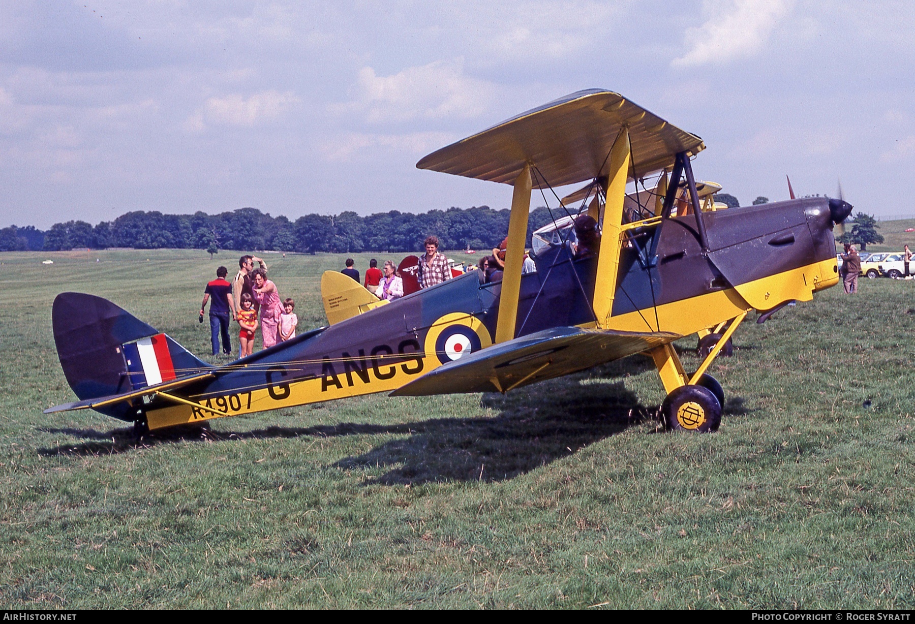 Aircraft Photo of G-ANCS / R4907 | De Havilland D.H. 82A Tiger Moth II | UK - Air Force | AirHistory.net #631340