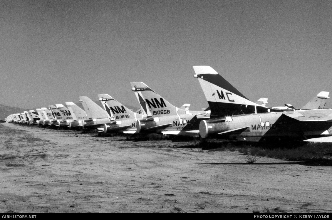 Aircraft Photo of 150658 | Vought F-8J Crusader | USA - Navy | AirHistory.net #631421