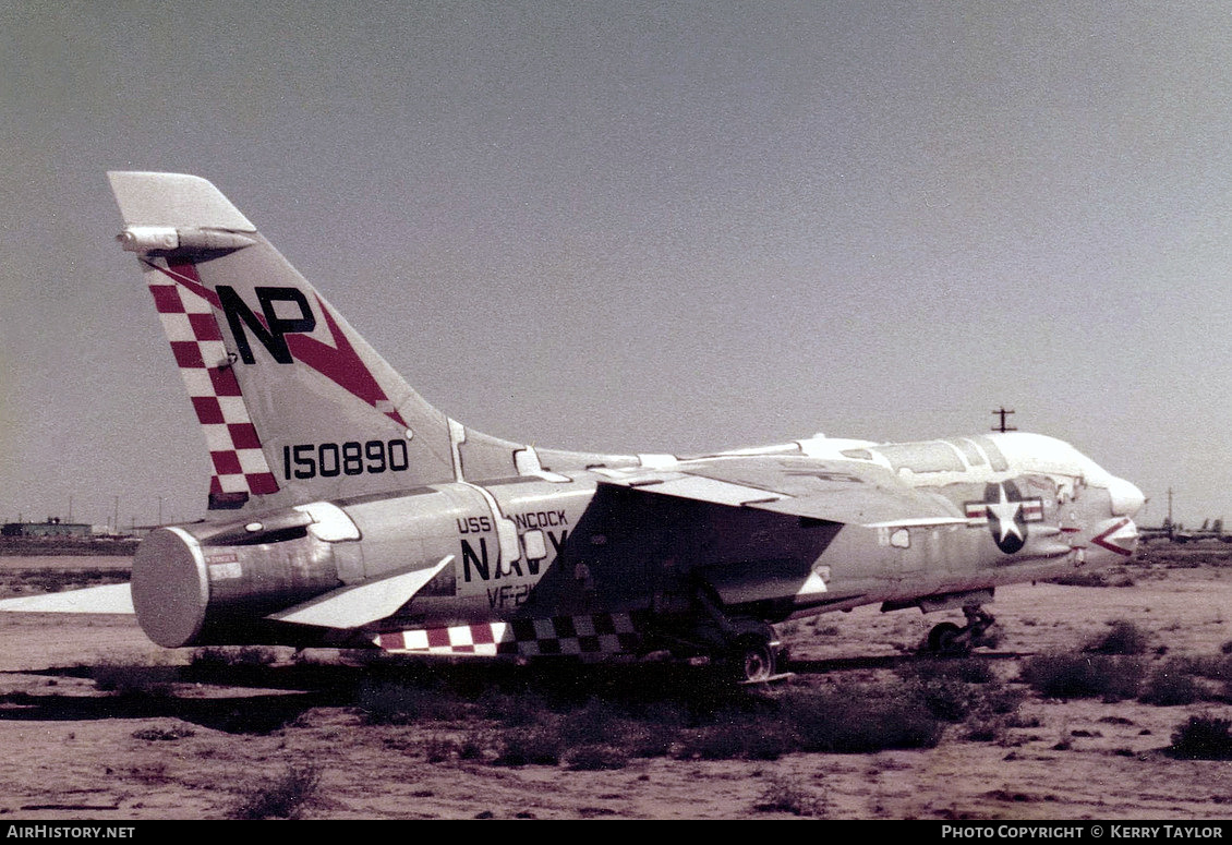 Aircraft Photo of 150890 | Vought F-8J Crusader | USA - Navy | AirHistory.net #631498