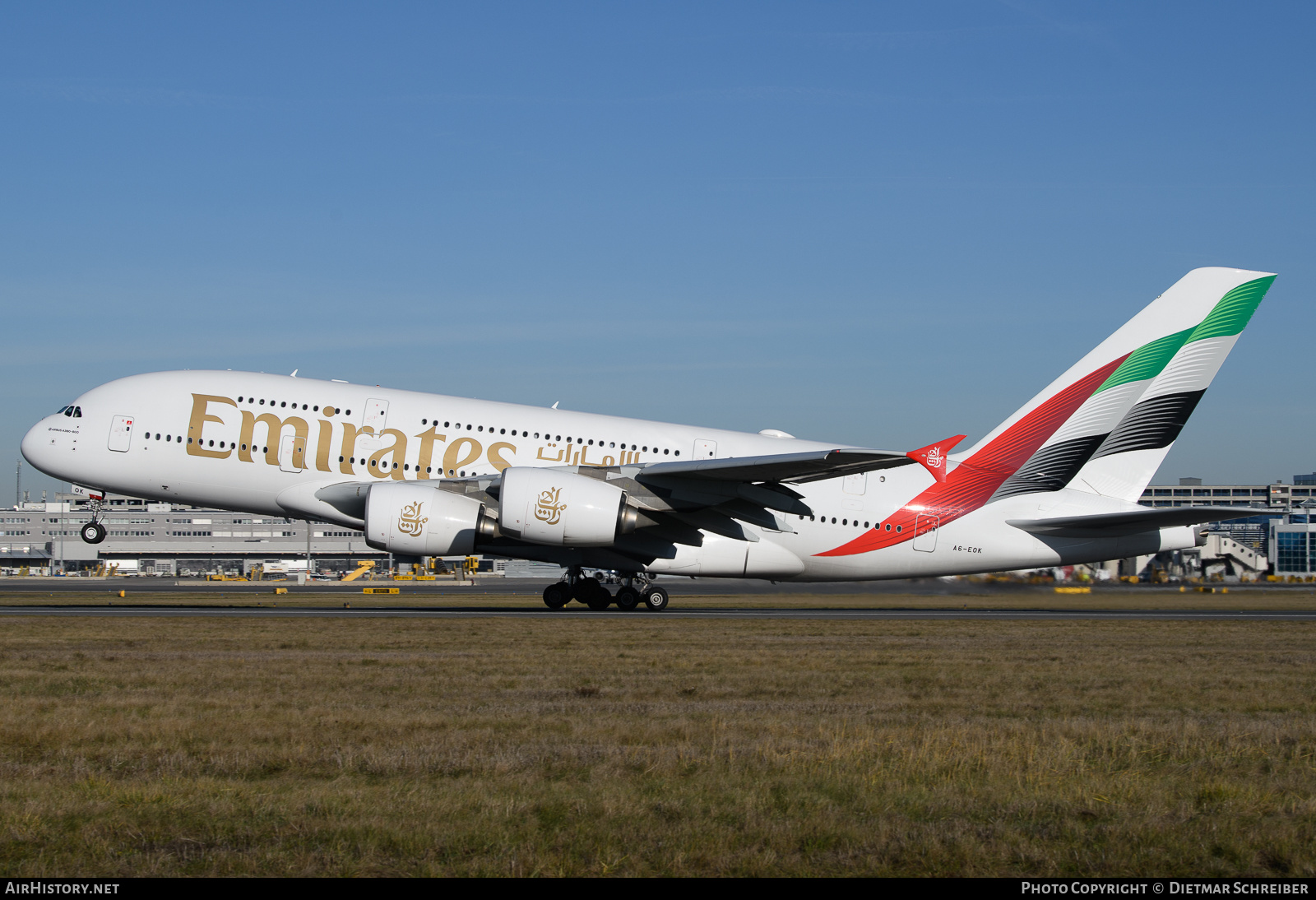 Aircraft Photo of A6-EOK | Airbus A380-861 | Emirates | AirHistory.net #631520