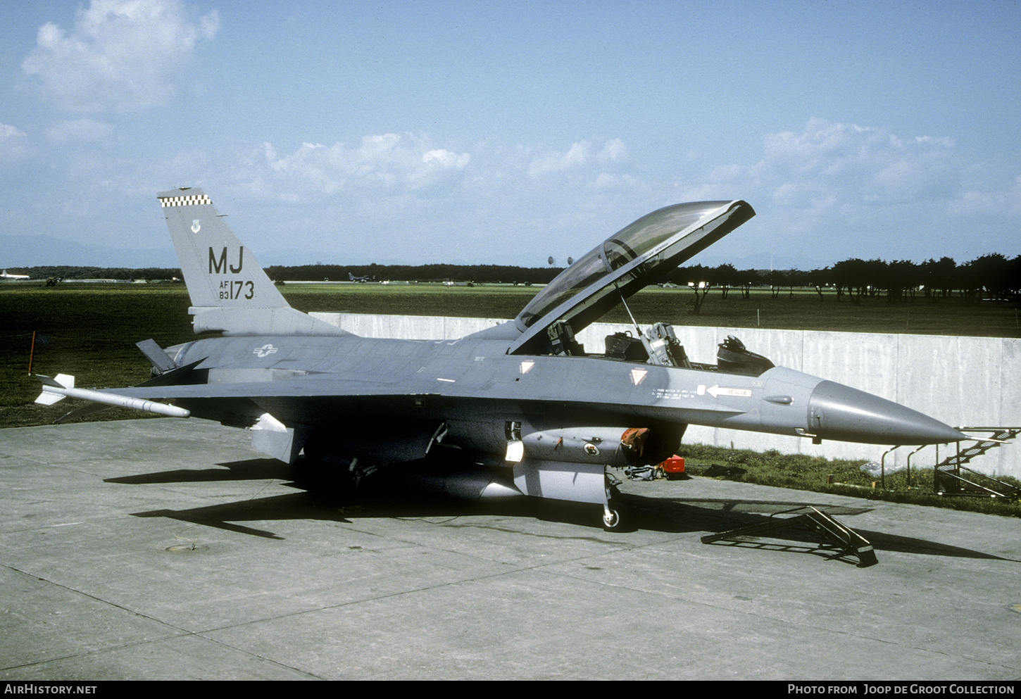 Aircraft Photo of 83-1173 / AF83-173 | General Dynamics F-16B Fighting Falcon | USA - Air Force | AirHistory.net #631734