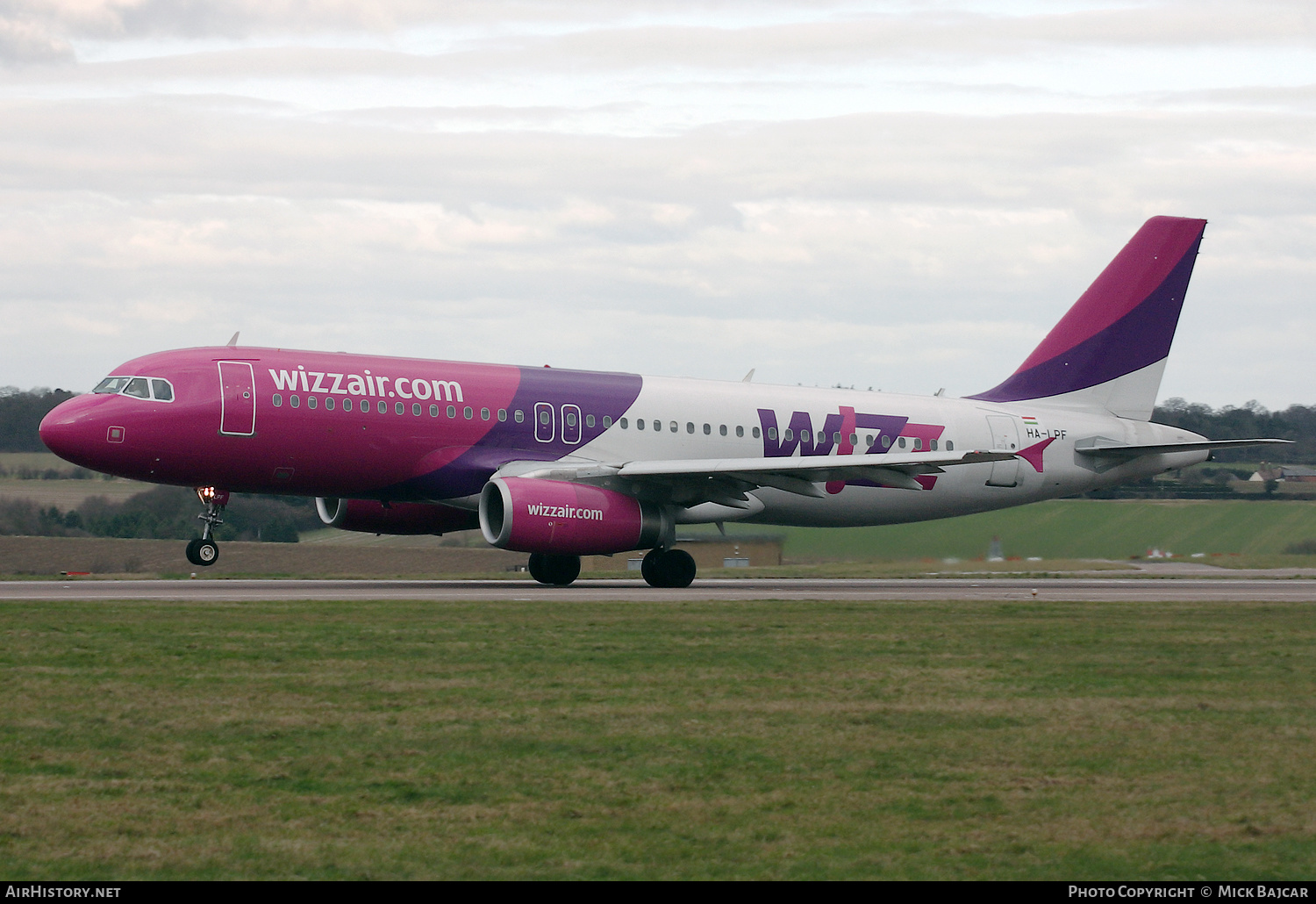 Aircraft Photo of HA-LPF | Airbus A320-233 | Wizz Air | AirHistory.net #631744