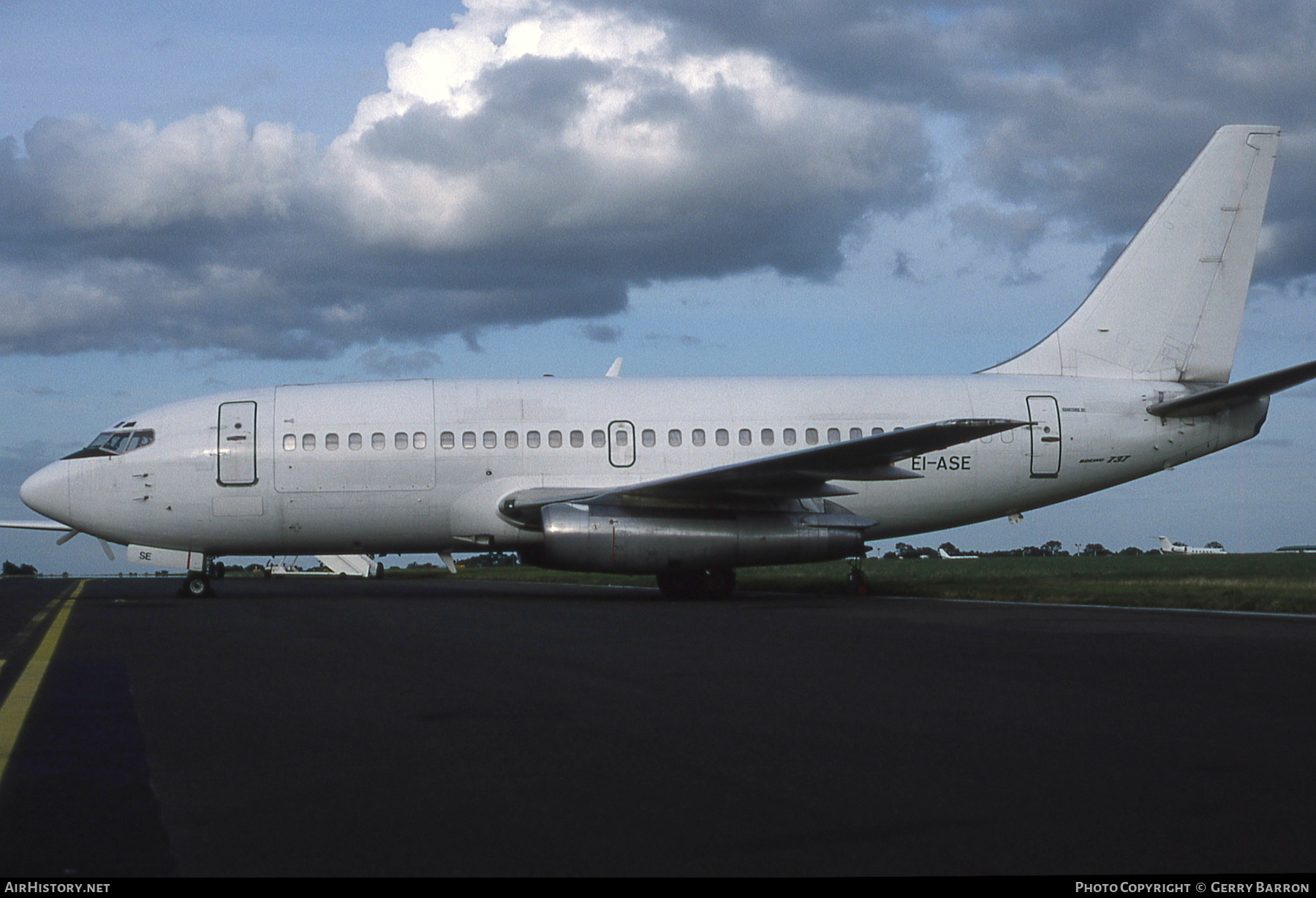 Aircraft Photo of EI-ASE | Boeing 737-248C | AirHistory.net #631772