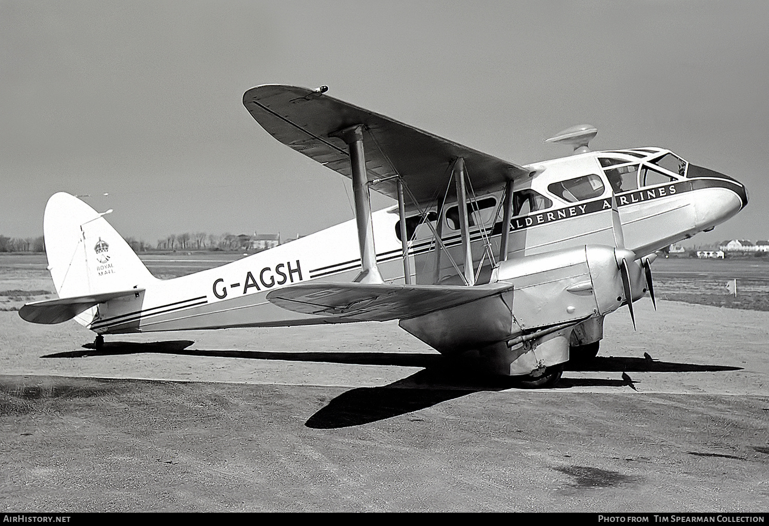 Aircraft Photo of G-AGSH | De Havilland D.H. 89A Dragon Rapide | Alderney Airlines | AirHistory.net #631828