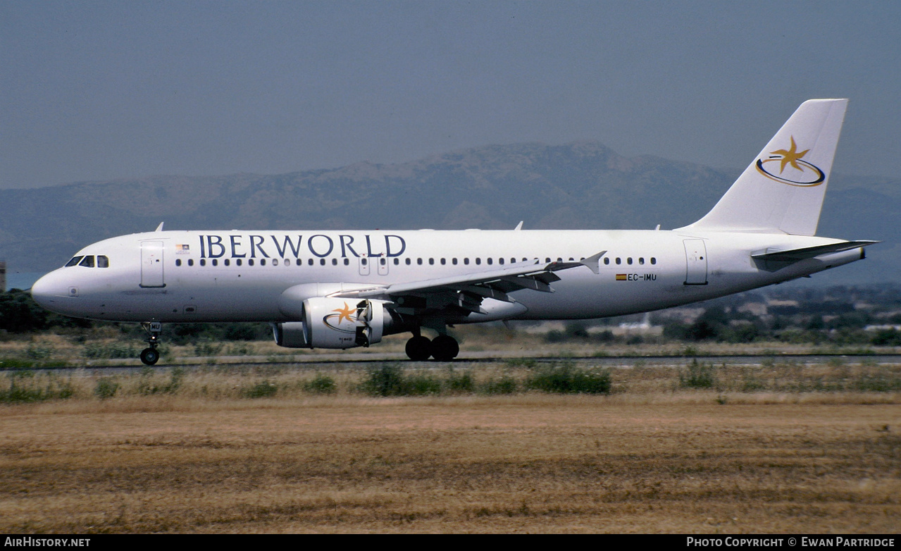 Aircraft Photo of EC-IMU | Airbus A320-214 | Iberworld Airlines | AirHistory.net #631838