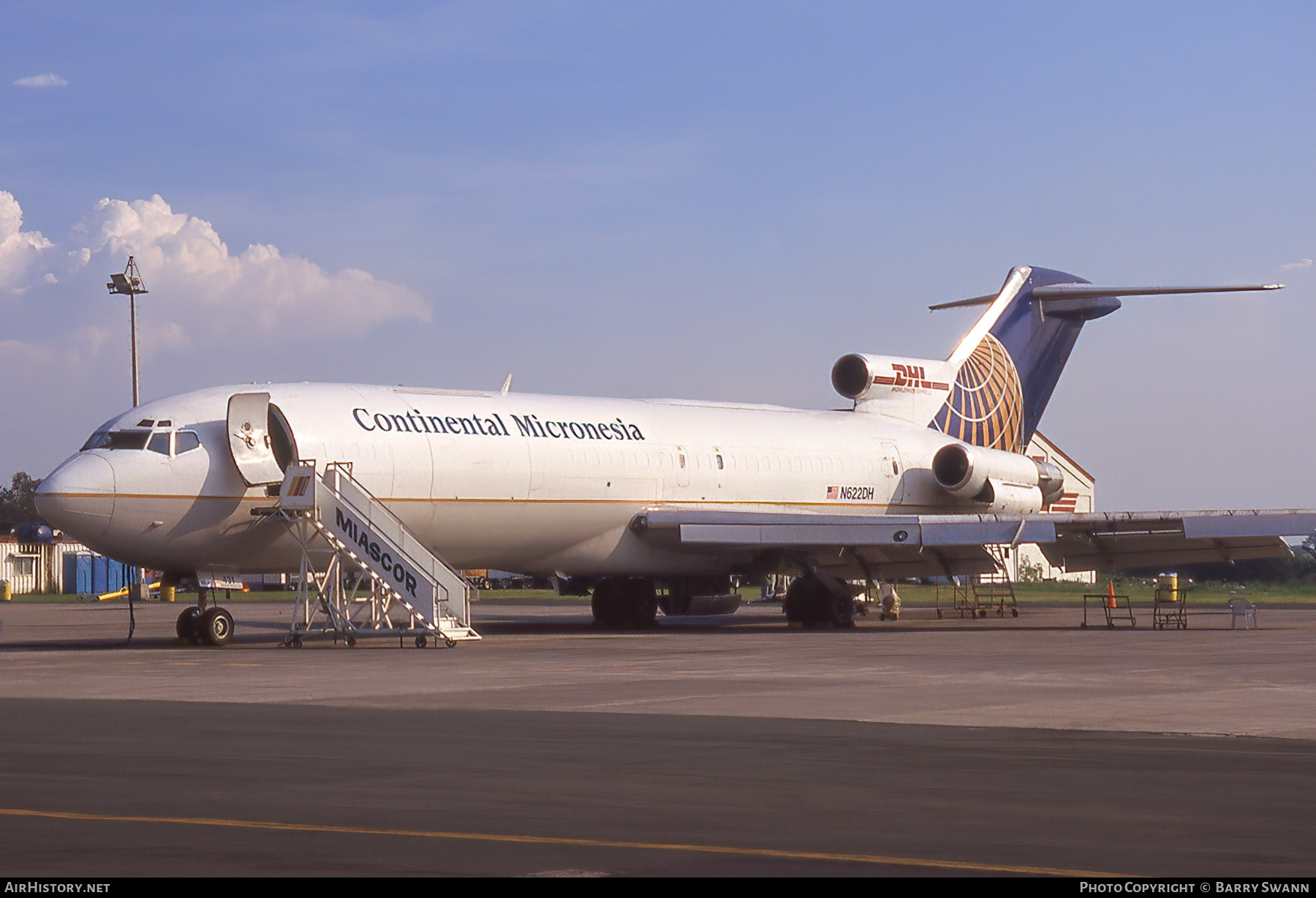 Aircraft Photo of N622DH | Boeing 727-264/Adv(F) | Continental Micronesia | AirHistory.net #631853