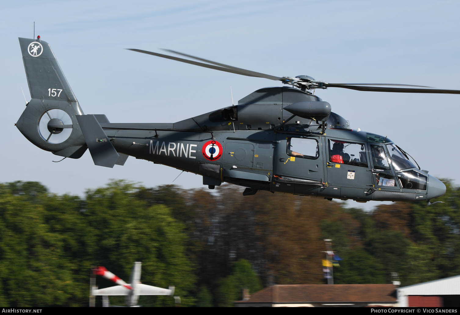 Aircraft Photo of 157 | Aerospatiale SA-365sp Dauphin 2 | France - Navy | AirHistory.net #631881