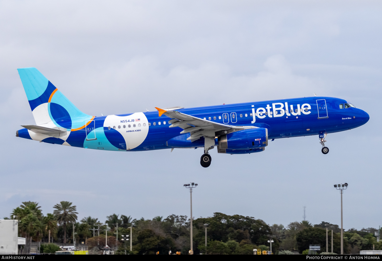 Aircraft Photo of N554JB | Airbus A320-232 | JetBlue Airways | AirHistory.net #631906