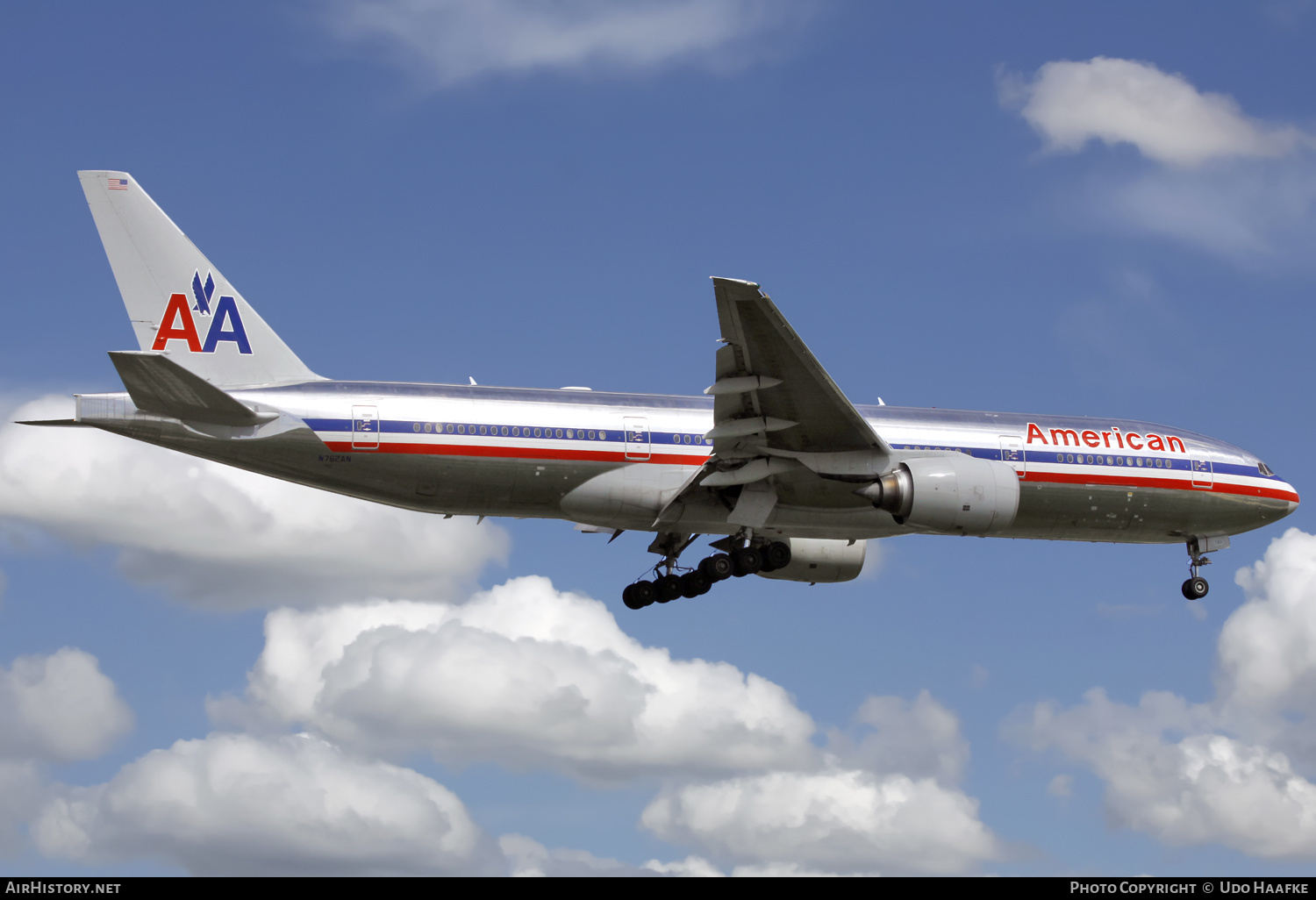 Aircraft Photo of N762AN | Boeing 777-223/ER | American Airlines | AirHistory.net #631925