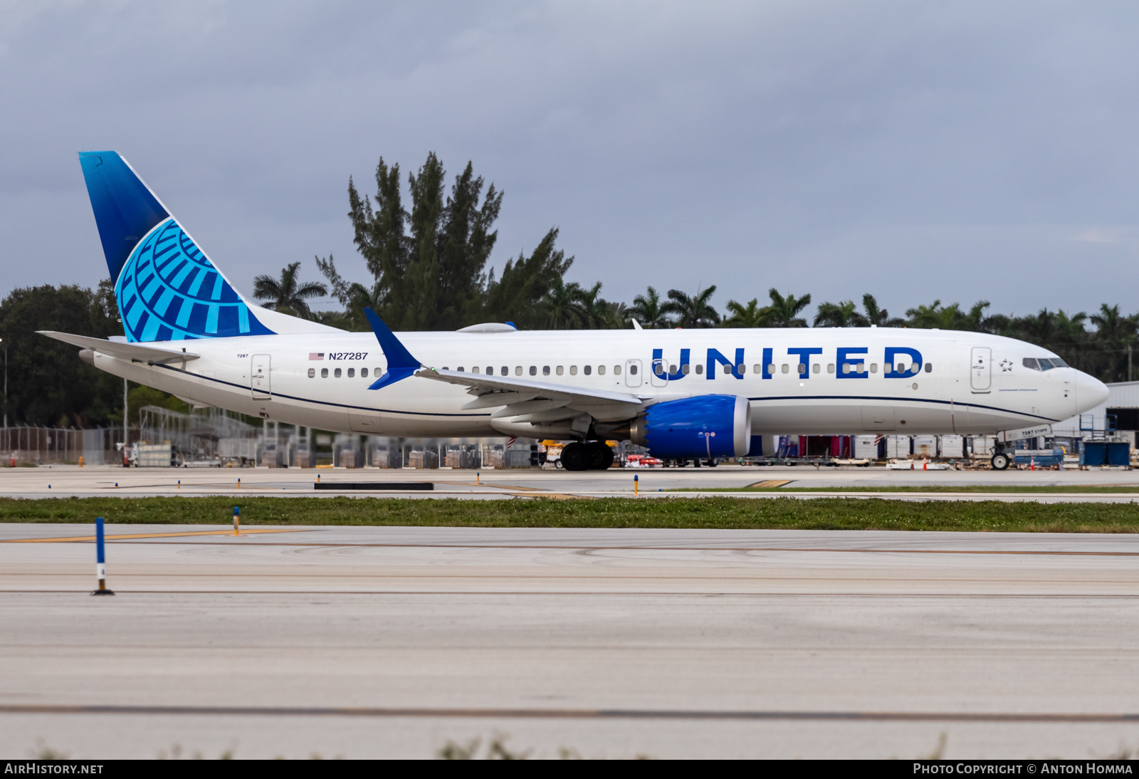 Aircraft Photo of N27287 | Boeing 737-8 Max 8 | United Airlines | AirHistory.net #632151