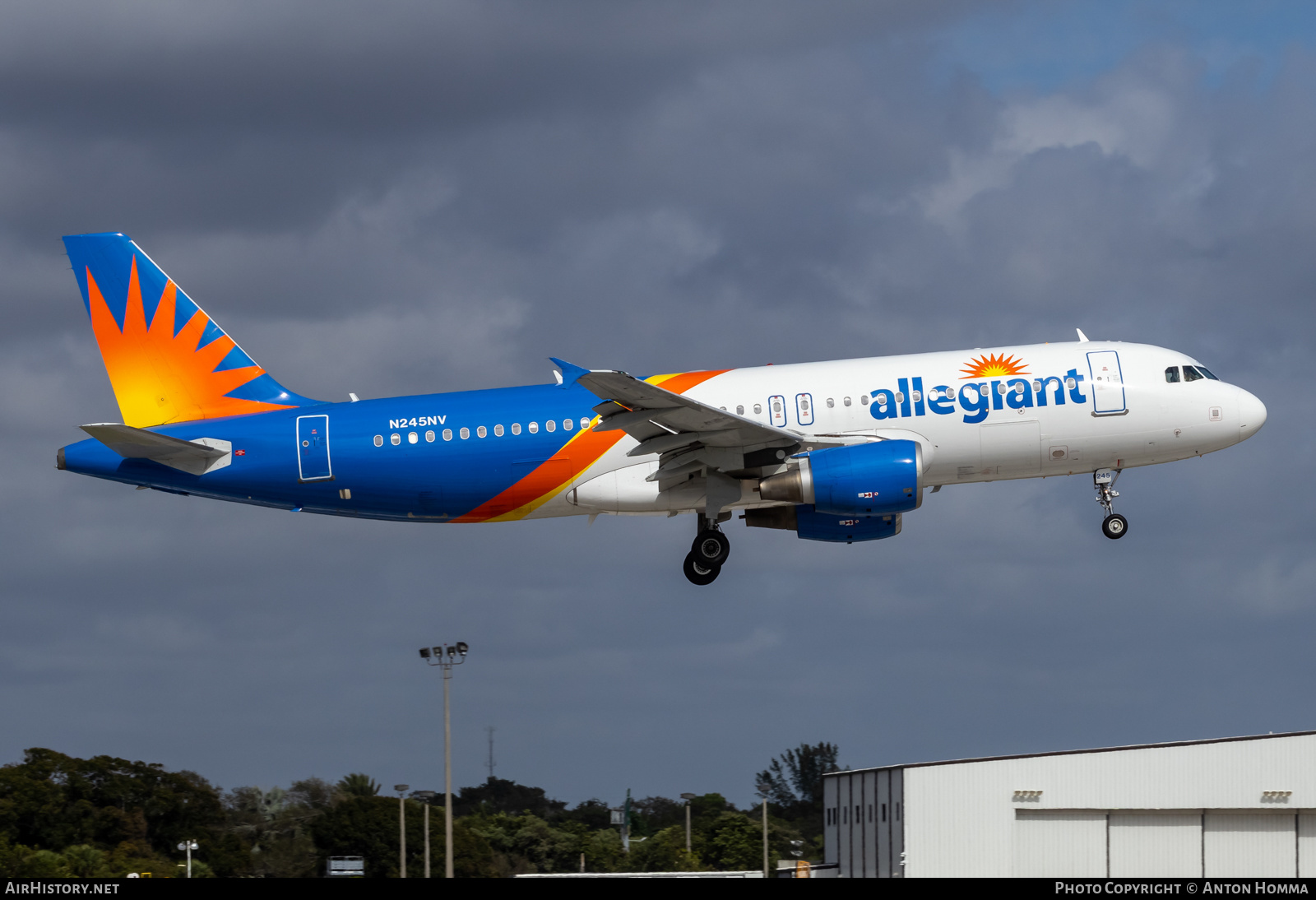 Aircraft Photo of N245NV | Airbus A320-214 | Allegiant Air | AirHistory.net #632161