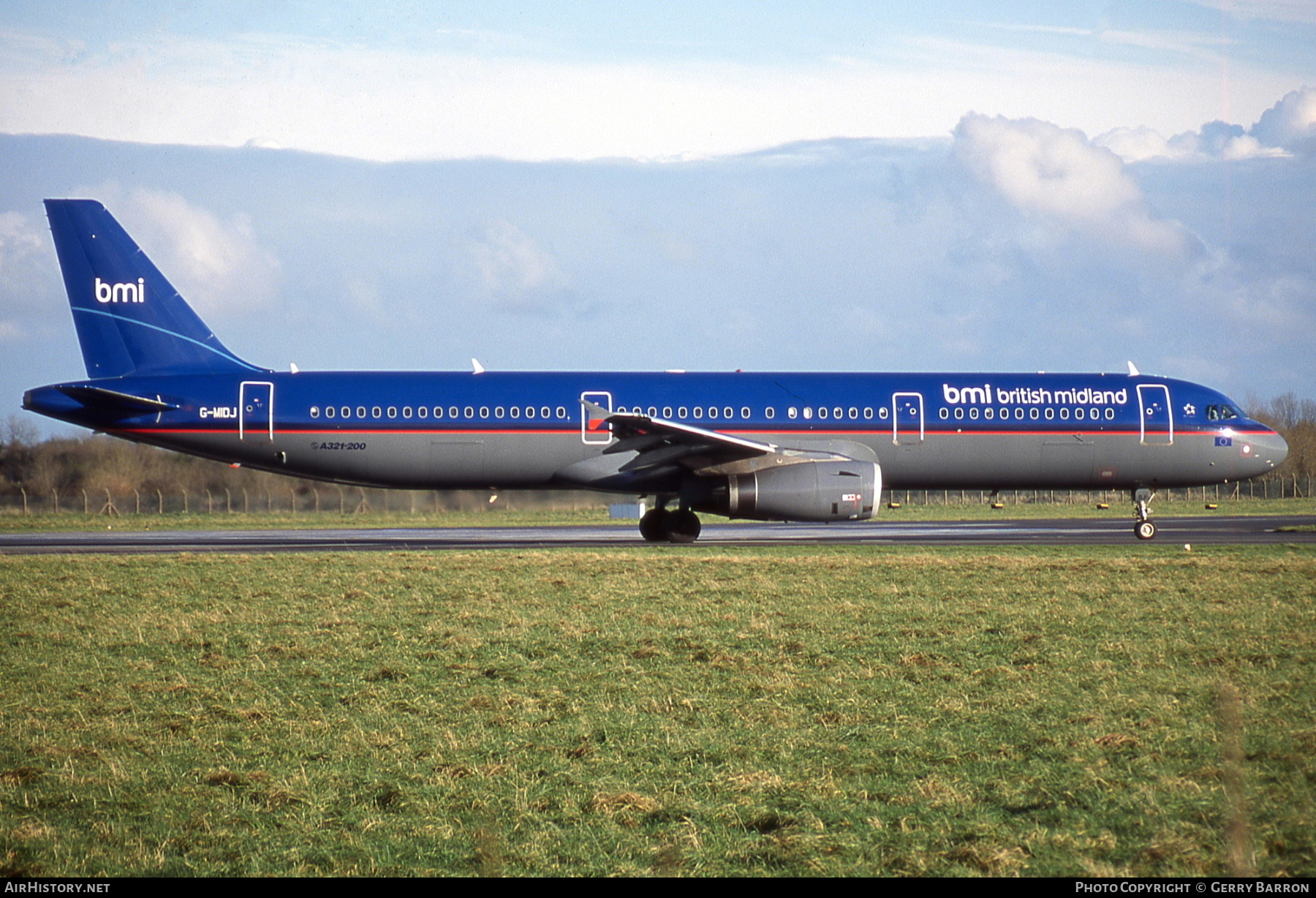 Aircraft Photo of G-MIDJ | Airbus A321-231 | BMI - British Midland International | AirHistory.net #632209