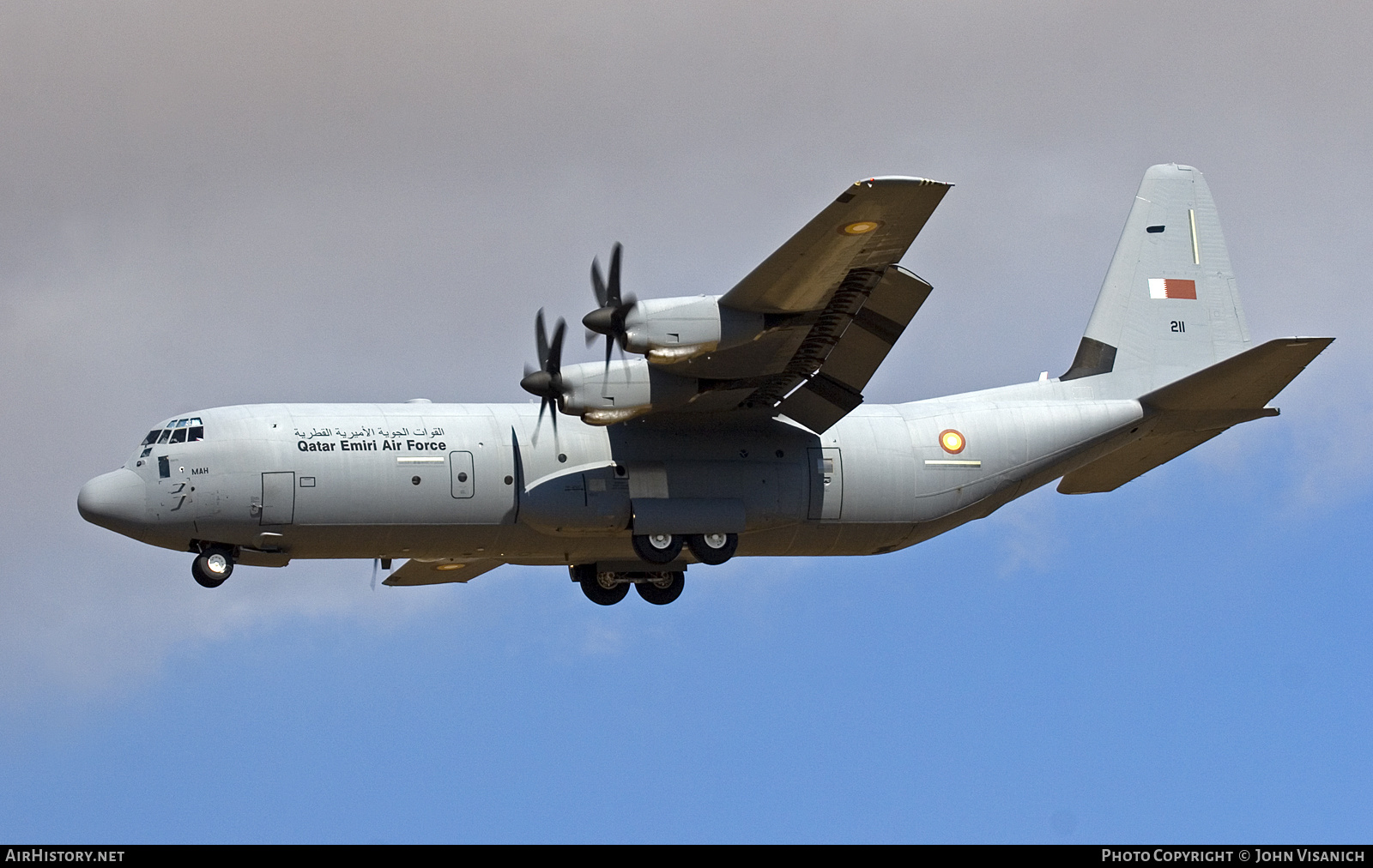 Aircraft Photo of 211 / A7-MAH | Lockheed Martin C-130J-30 Hercules | Qatar - Air Force | AirHistory.net #632242