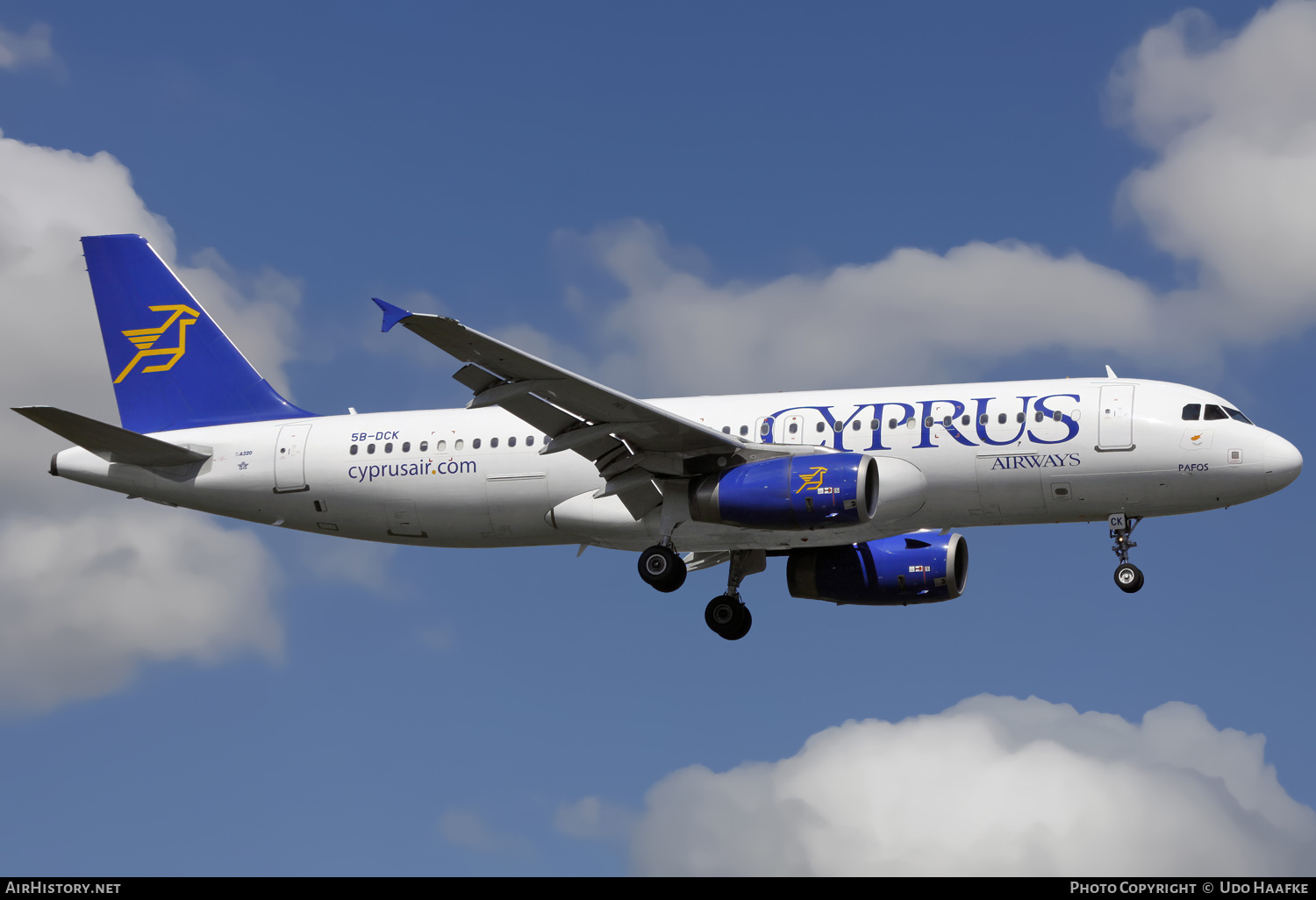 Aircraft Photo of 5B-DCK | Airbus A320-214 | Cyprus Airways | AirHistory.net #632262