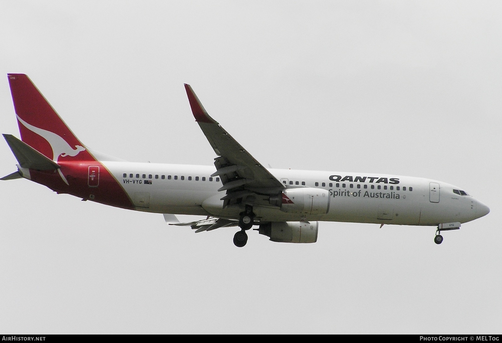 Aircraft Photo of VH-VYG | Boeing 737-838 | Qantas | AirHistory.net #632294