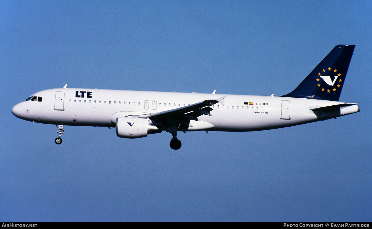 Aircraft Photo of EC-IEP | Airbus A320-214 | LTE International Airways | AirHistory.net #632315