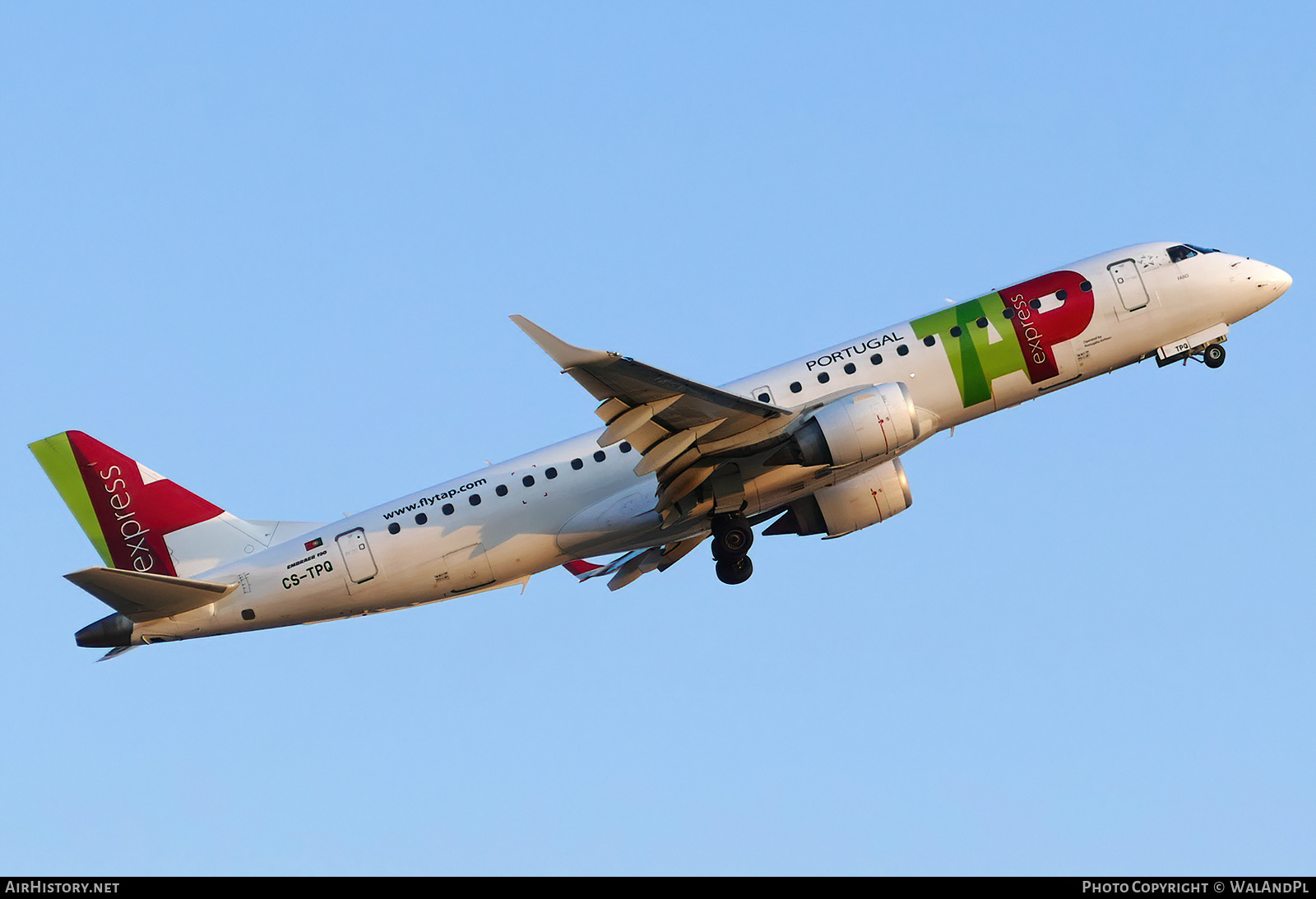 Aircraft Photo of CS-TPQ | Embraer 190LR (ERJ-190-100LR) | TAP Portugal Express | AirHistory.net #632324