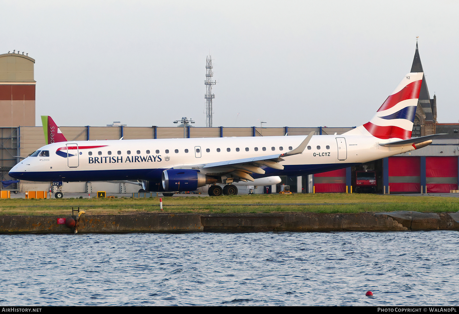 Aircraft Photo of G-LCYZ | Embraer 190SR (ERJ-190-100SR) | British Airways | AirHistory.net #632328