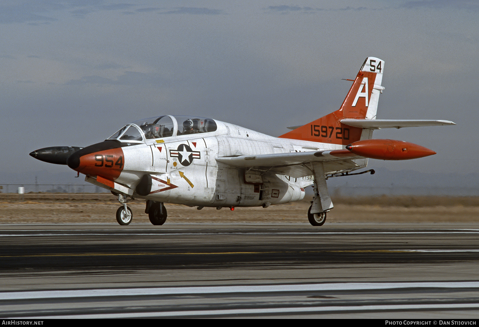 Aircraft Photo of 159720 | North American Rockwell T-2C Buckeye | USA - Navy | AirHistory.net #632459
