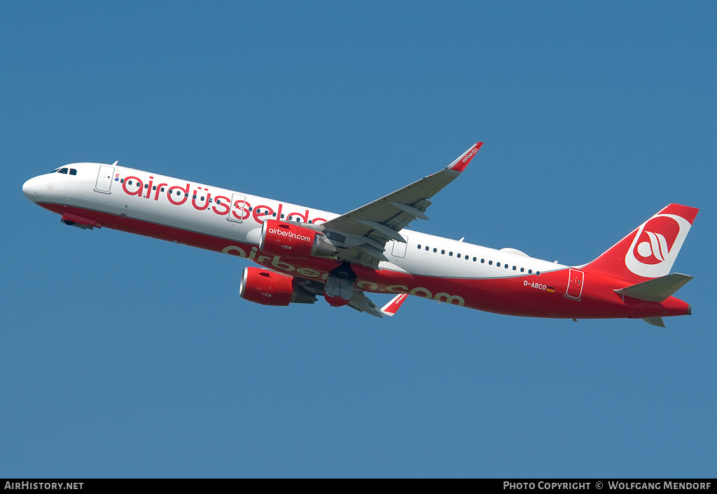 Aircraft Photo of D-ABCO | Airbus A321-211 | Air Berlin | Air Düsseldorf | AirHistory.net #632499