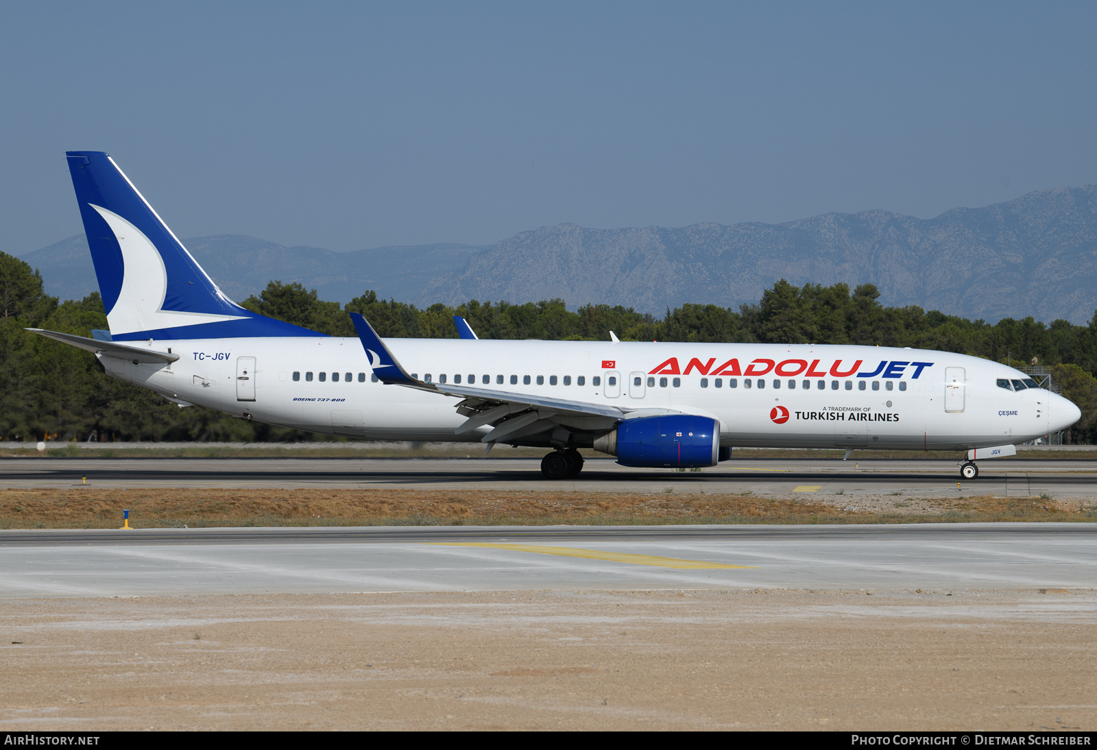 Aircraft Photo of TC-JGV | Boeing 737-8F2 | AnadoluJet | AirHistory.net #632514