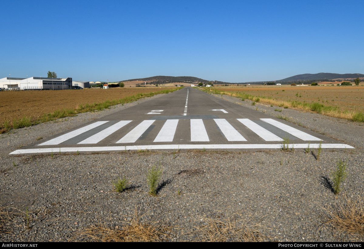 Airport photo of Fuente Obejuna (LEFU) in Spain | AirHistory.net #632597