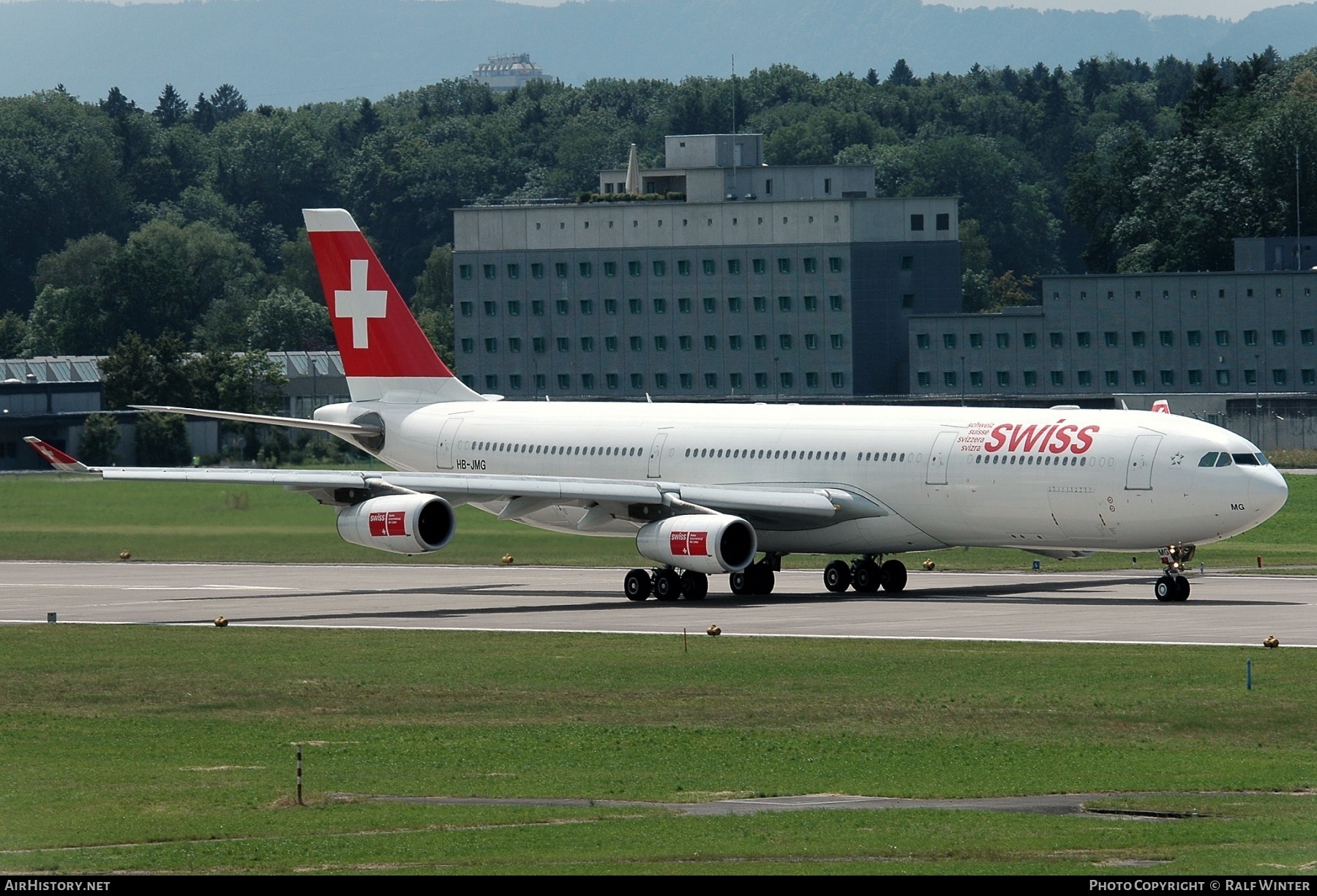 Aircraft Photo of HB-JMG | Airbus A340-313 | Swiss International Air Lines | AirHistory.net #632629