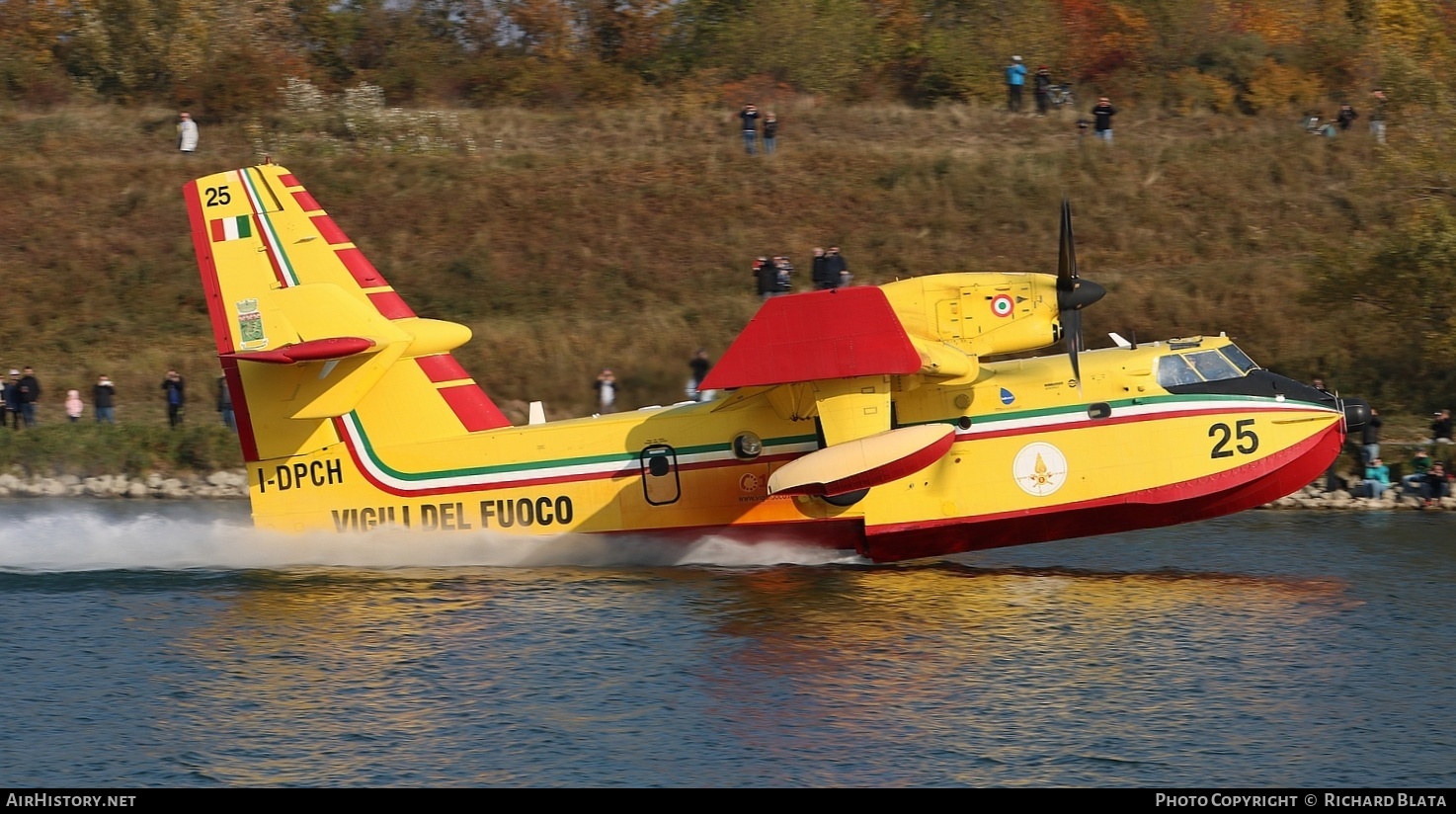 Aircraft Photo of I-DPCH | Bombardier CL-415 (CL-215-6B11) | Protezione Civile | AirHistory.net #632634