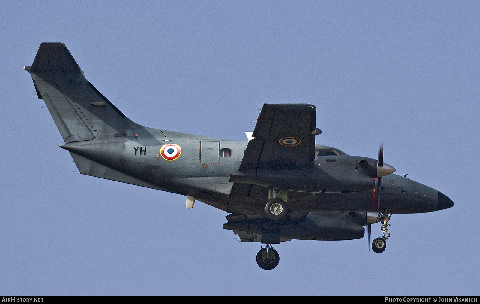 Aircraft Photo of 084 | Embraer EMB-121AA Xingu | France - Air Force | AirHistory.net #632636
