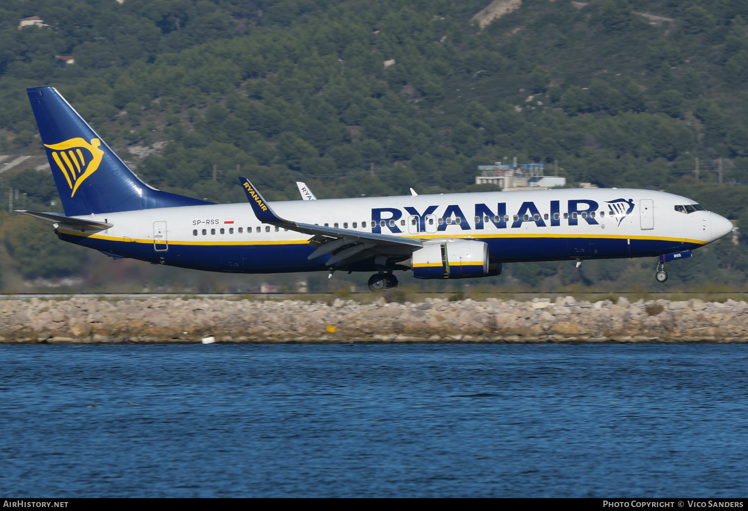 Aircraft Photo of SP-RSS | Boeing 737-800 | Ryanair | AirHistory.net #632664
