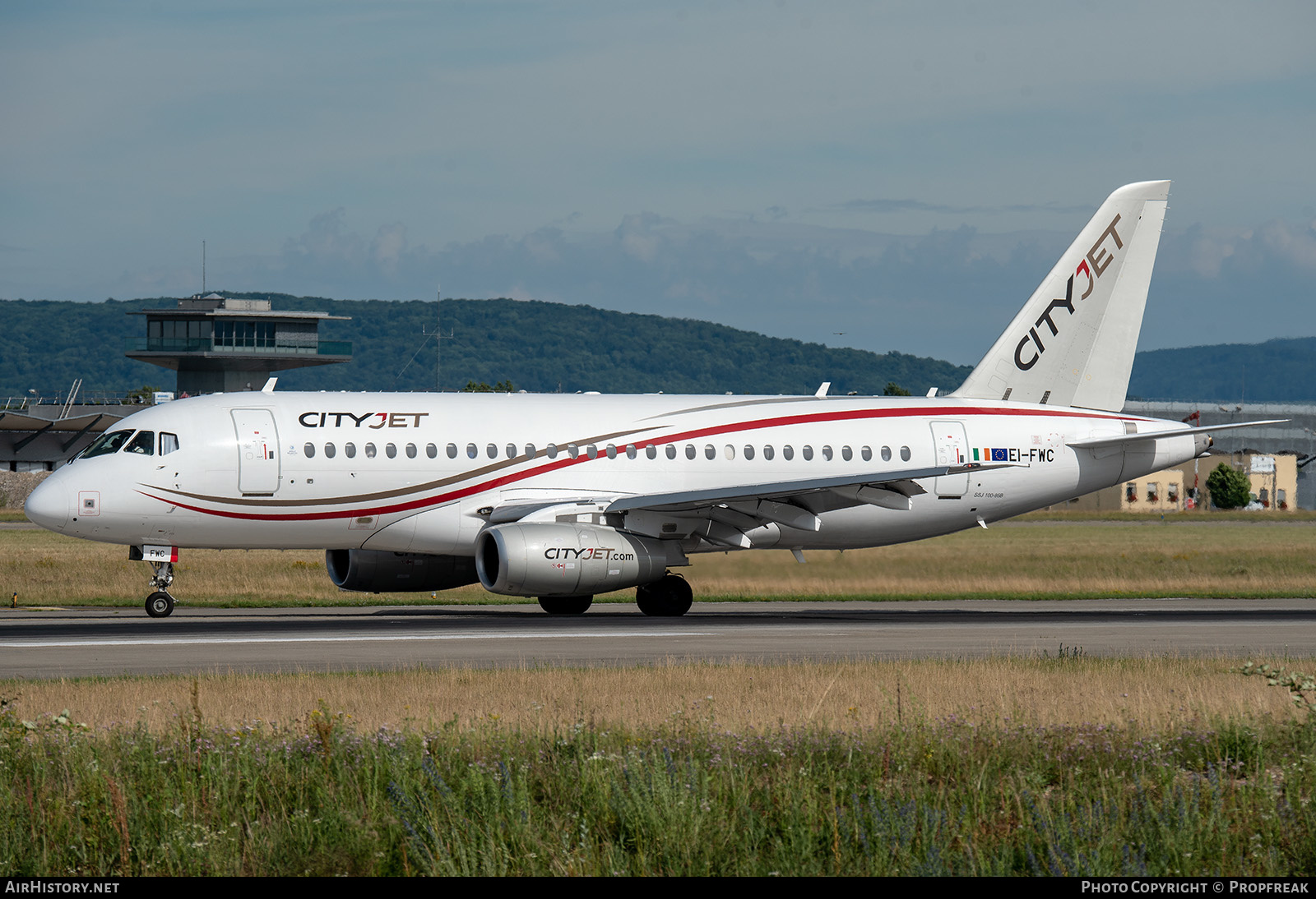 Aircraft Photo of EI-FWC | Sukhoi SSJ-100-95B Superjet 100 (RRJ-95B) | CityJet | AirHistory.net #632688