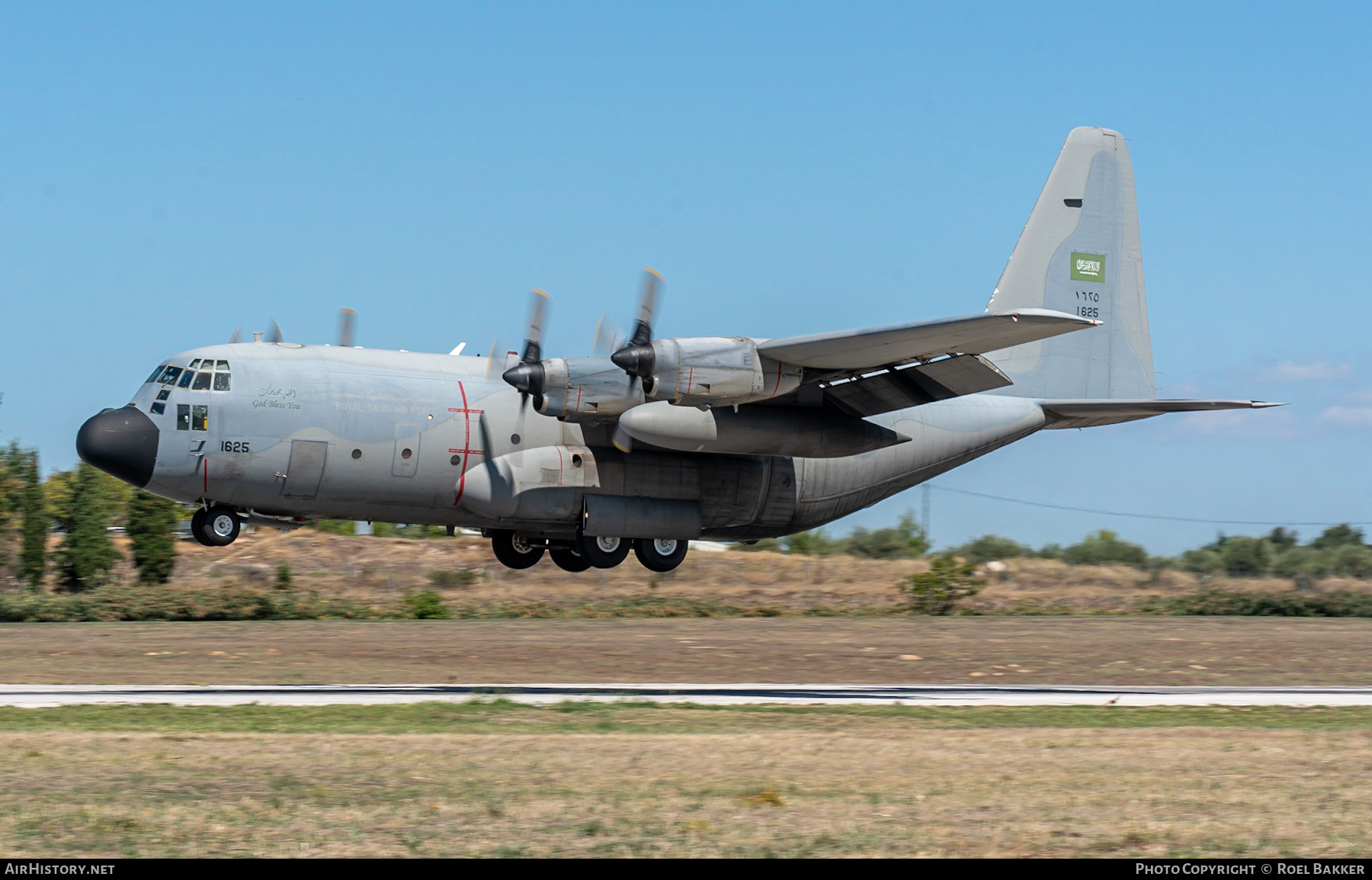 Aircraft Photo of 1625 | Lockheed C-130H Hercules | Saudi Arabia - Air Force | AirHistory.net #632713