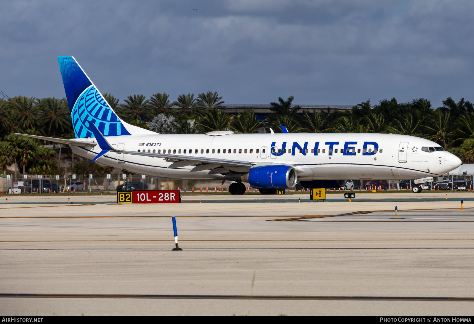 Aircraft Photo of N36272 | Boeing 737-824 | AirHistory.net #632746