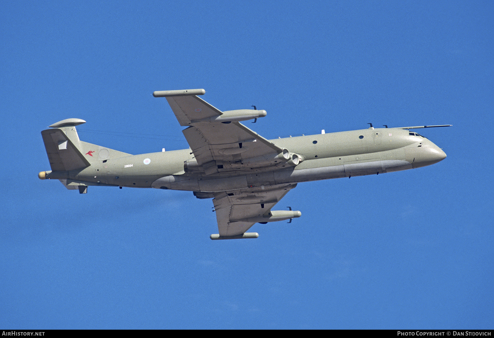 Aircraft Photo of XW664 | Hawker Siddeley HS-801 Nimrod R.1P | UK - Air Force | AirHistory.net #632907