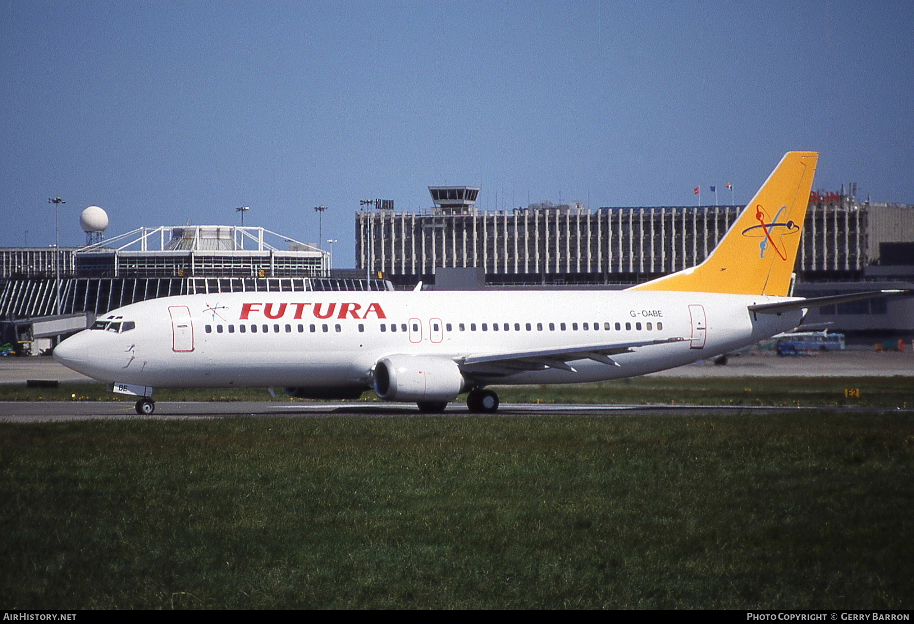 Aircraft Photo of G-OABE | Boeing 737-4Y0 | Futura International Airways | AirHistory.net #632921