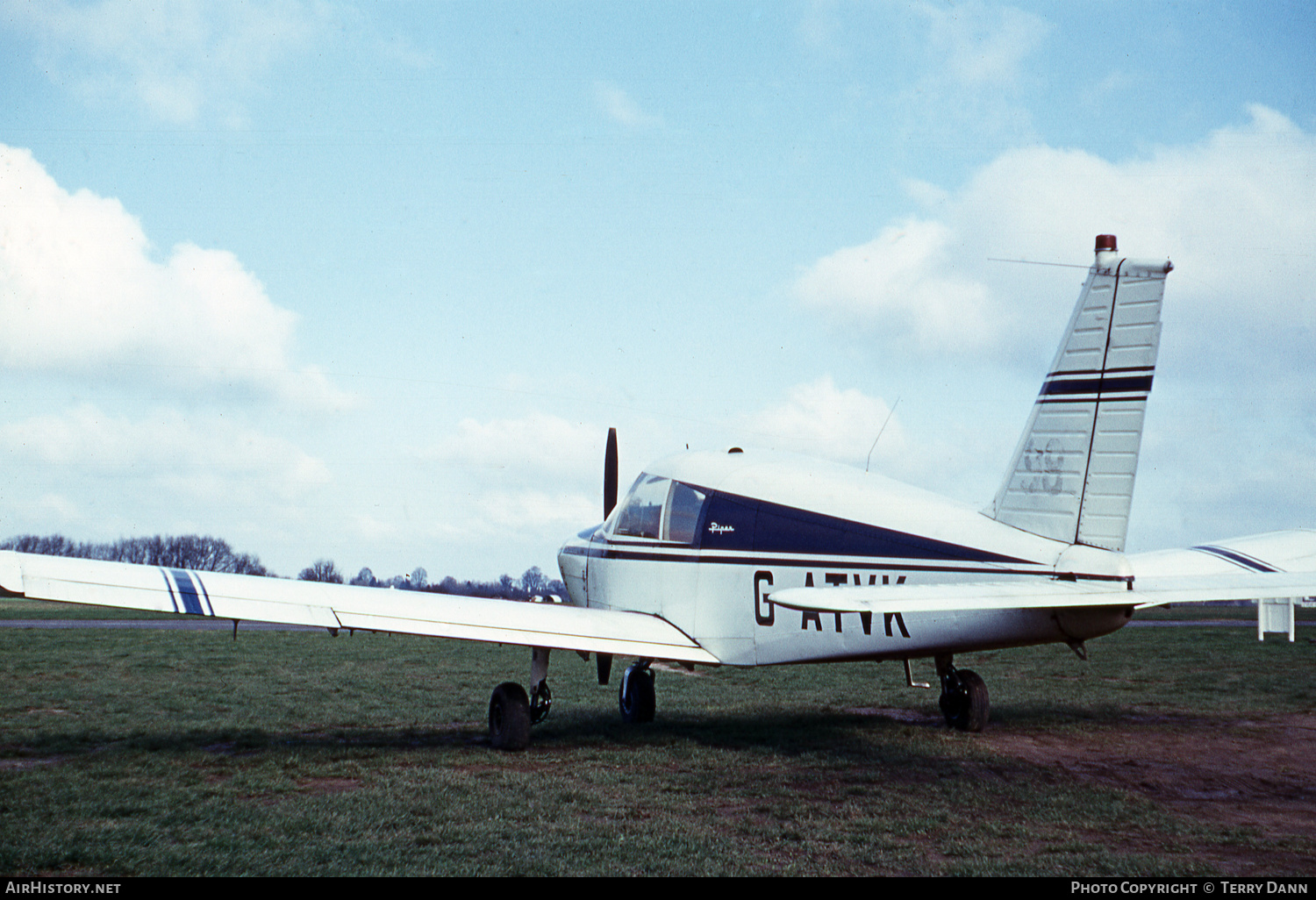 Aircraft Photo of G-ATVK | Piper PA-28-140 Cherokee | AirHistory.net #632980