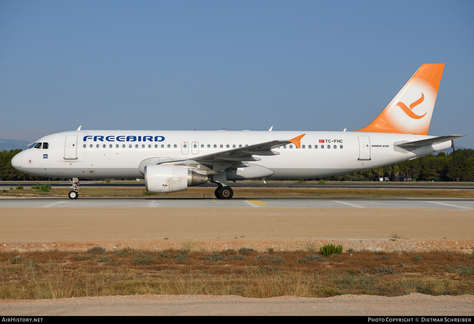 Aircraft Photo of TC-FHC | Airbus A320-214 | Freebird Airlines | AirHistory.net #632996