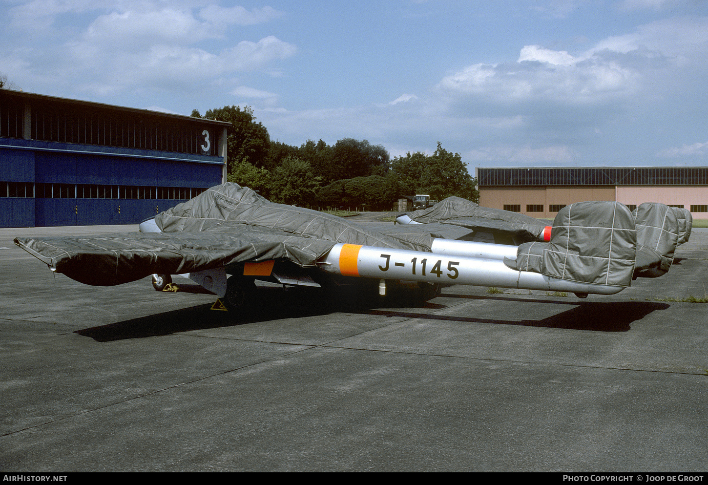 Aircraft Photo of J-1145 | De Havilland D.H. 100 Vampire FB6 | Switzerland - Air Force | AirHistory.net #633026