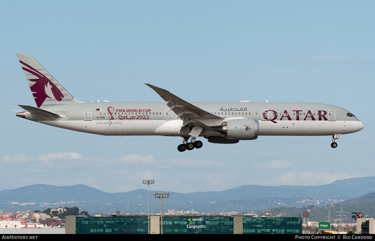 Aircraft Photo of A7-BHE | Boeing 787-9 Dreamliner | Qatar Airways | AirHistory.net #633034