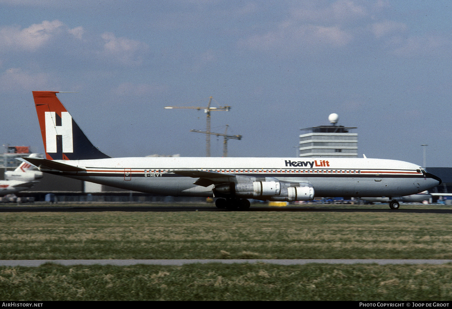 Aircraft Photo of G-HEVY | Boeing 707-324C | HeavyLift Cargo Airlines | AirHistory.net #633100